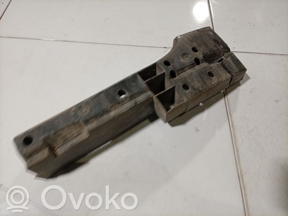 Renault Scenic I Suport montare bară spate 