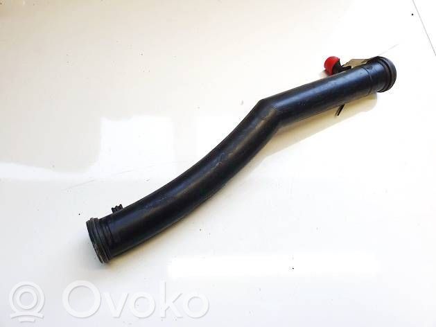 Volkswagen Golf V Tubo flessibile del liquido di raffreddamento del motore 