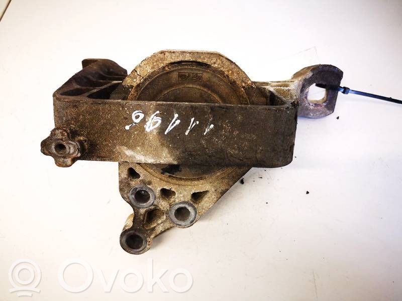 Mazda 3 I Engine mount bracket 