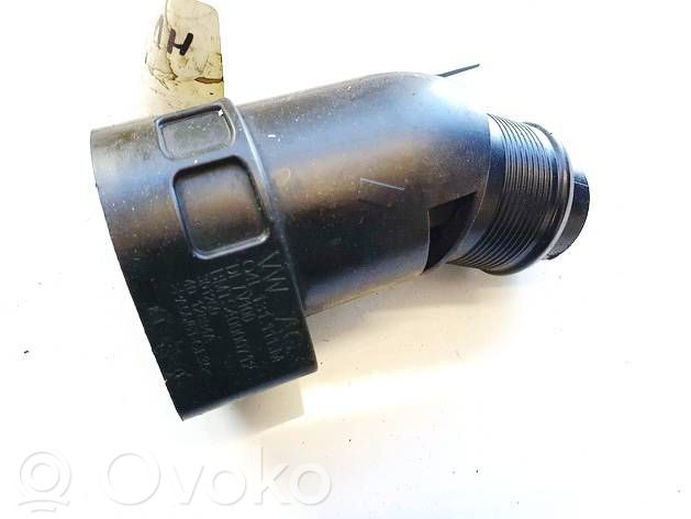 Furtun/conductă intercooler   04L131111M,301260,04L131111M,301260,4012894A