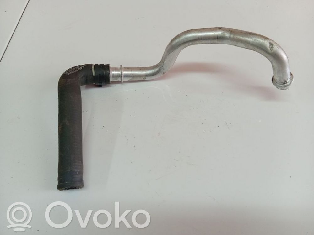 Mercedes-Benz C W203 Tubo flessibile del liquido di raffreddamento del motore 