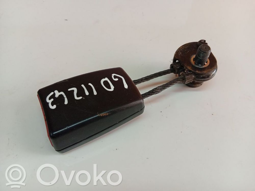 Takaistuimen turvavyön solki   33047663,33047663,33047663