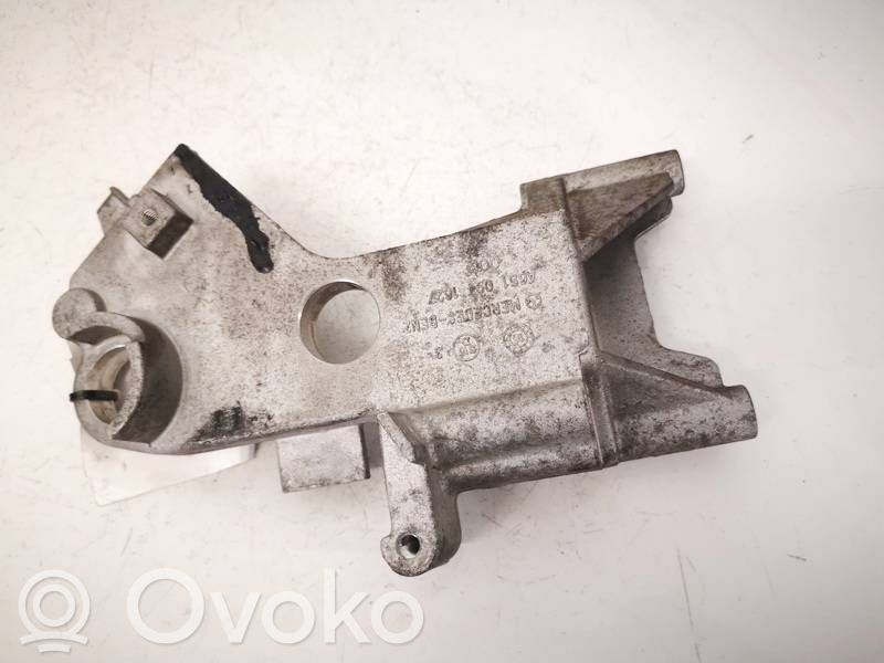 Mercedes-Benz C W205 Support, suspension du moteur 