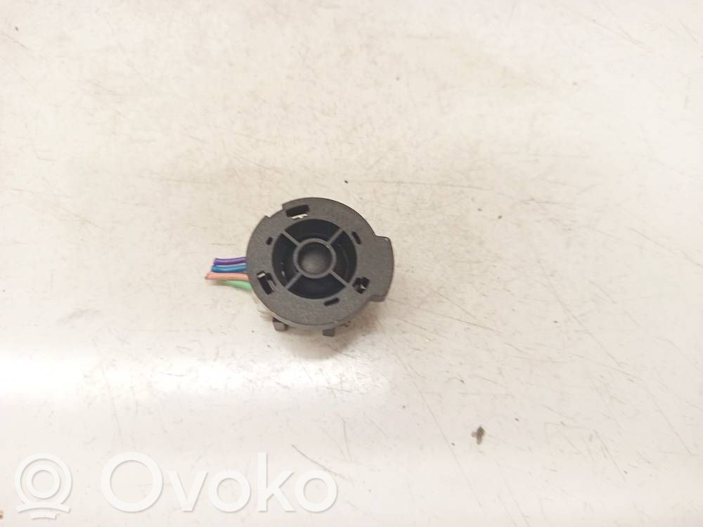 Toyota Avensis T250 Haut-parleur de porte avant 