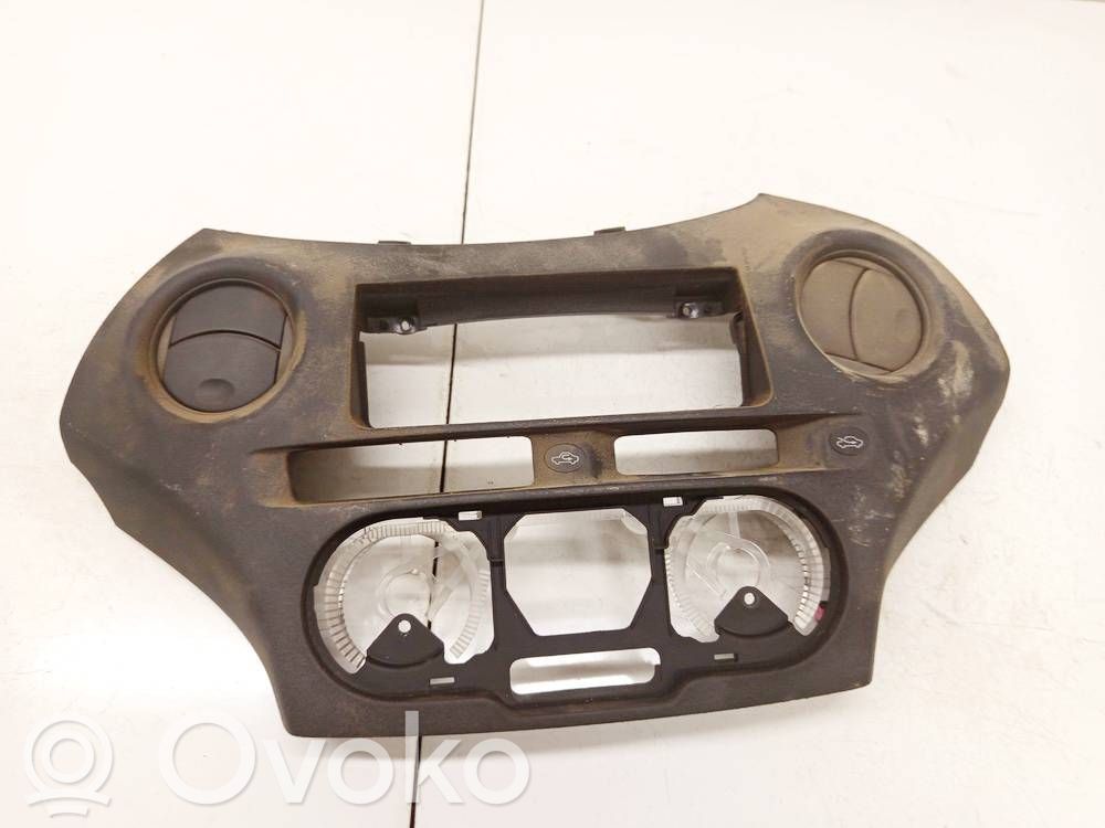 Toyota Yaris Griglia di ventilazione centrale cruscotto 
