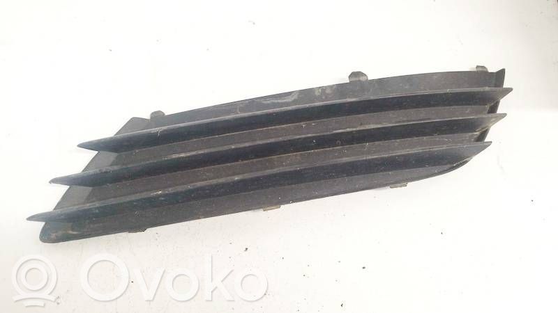 Opel Astra H Grilă inferioară bară față