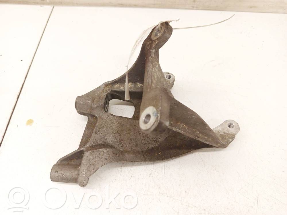 Engine mounting bracket   4E0199370AS,4E0199370AS