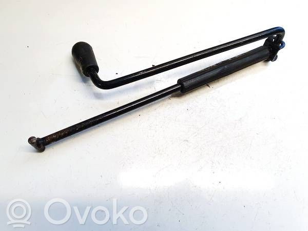 Audi A5 8T 8F Tunkki 