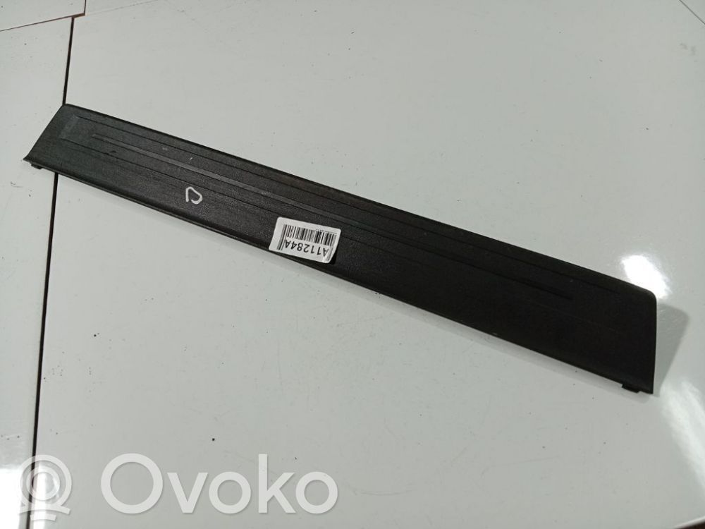 Subaru Legacy Garniture marche-pieds avant
