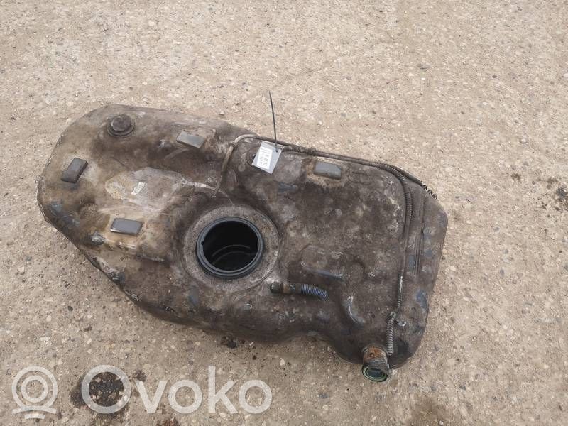 Rezervor combustibil   55700360,55700360