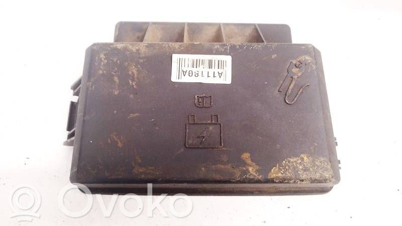 Chrysler 300 - 300C Coperchio scatola dei fusibili 