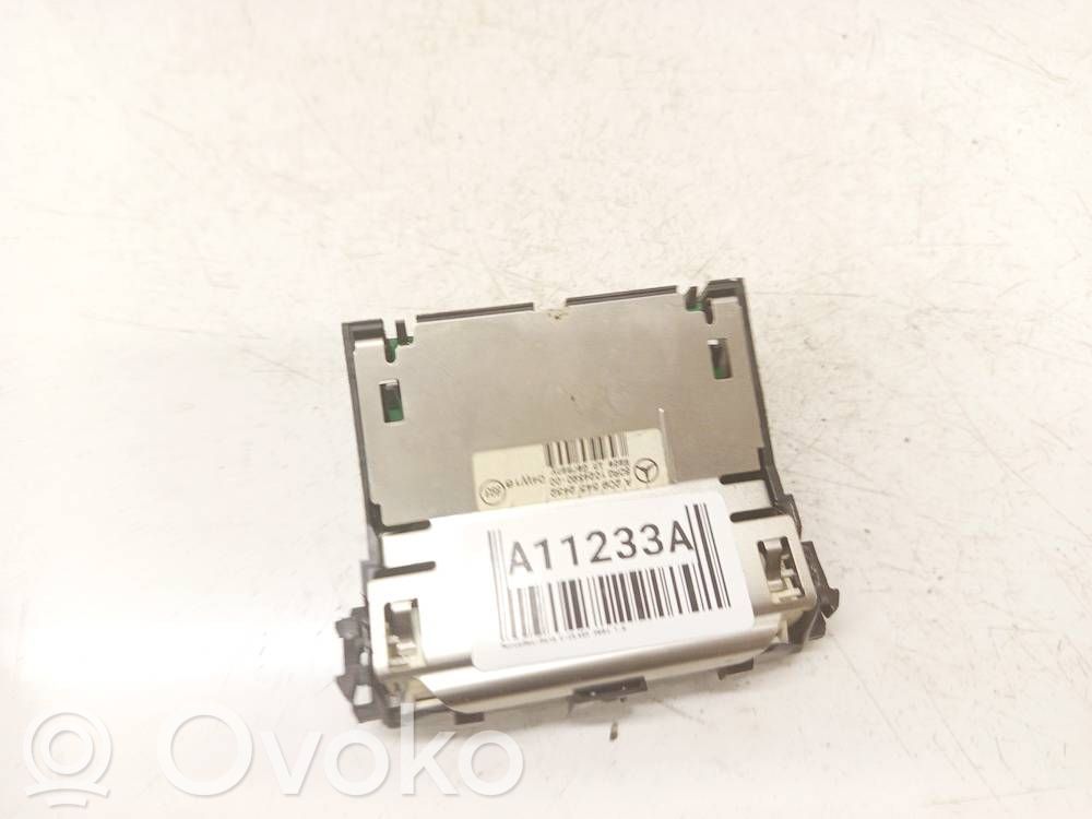 Mercedes-Benz C W203 Monitor/display/piccolo schermo