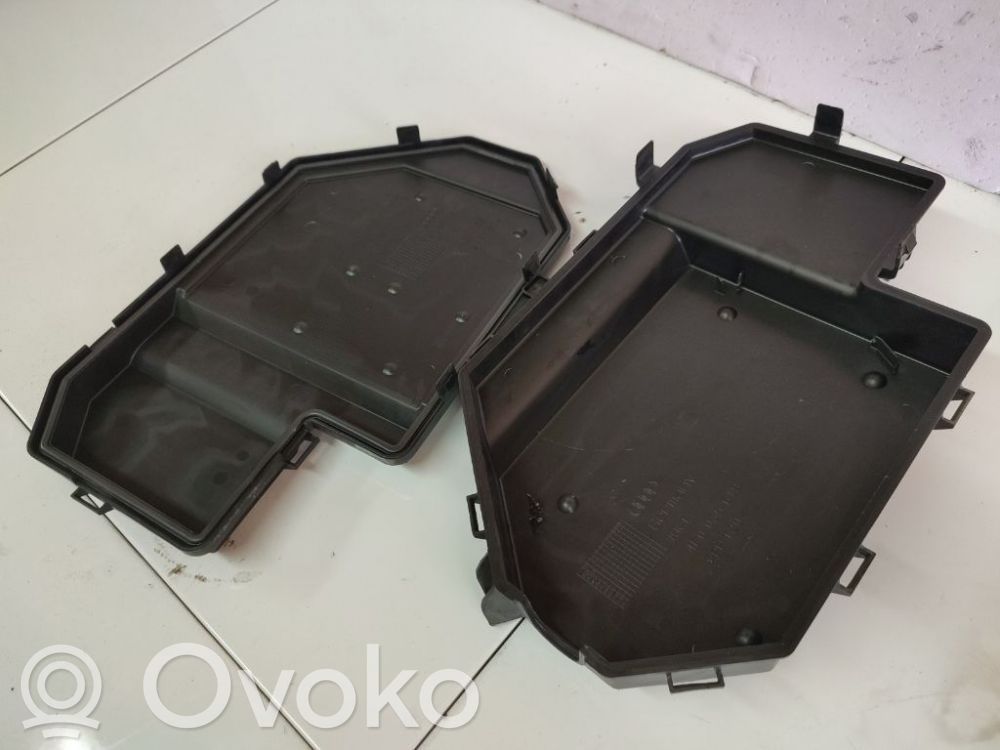 Audi A6 S6 C6 4F Engine control unit box 