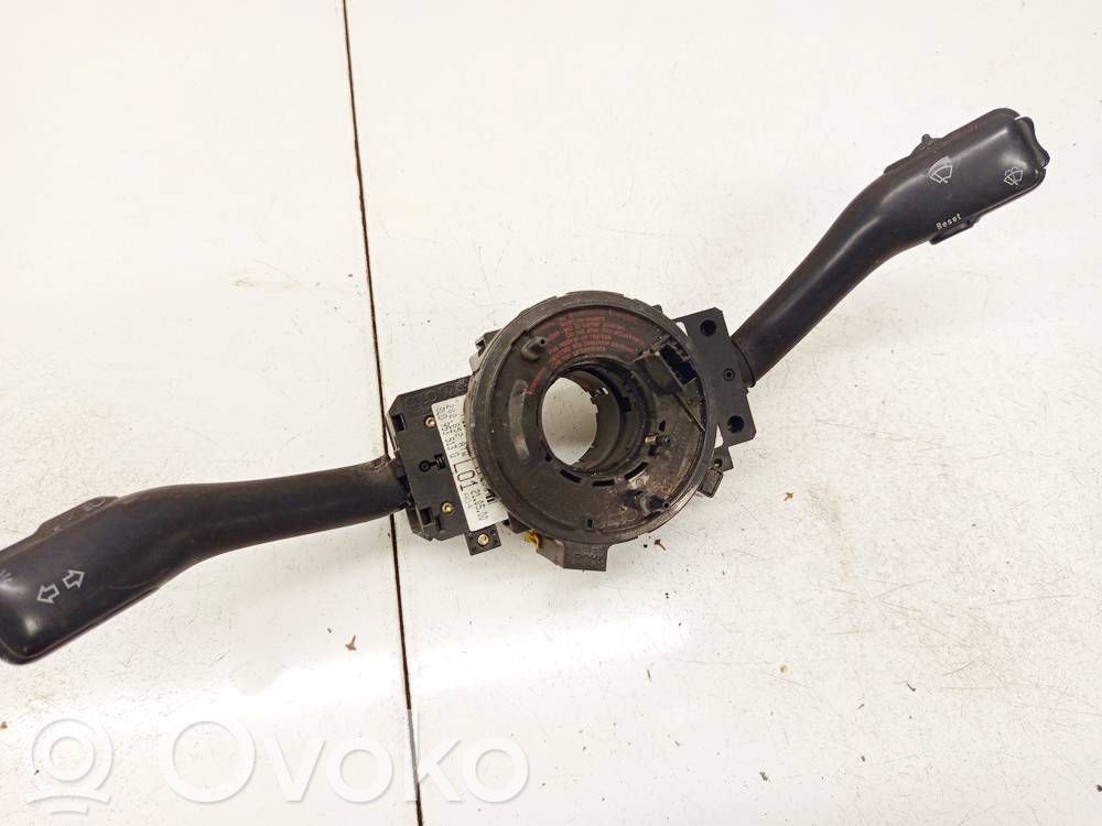 Audi A6 S6 C5 4B Leva/interruttore dell’indicatore di direzione e tergicristallo 
