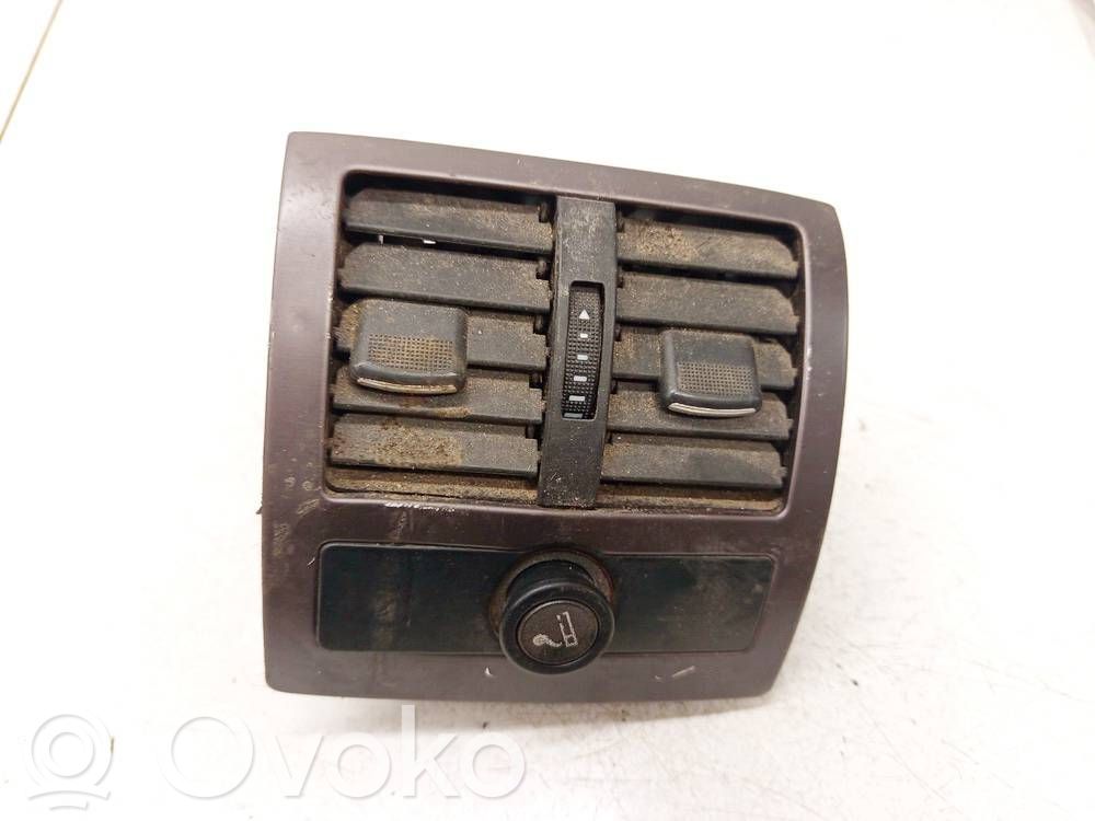 Audi A6 S6 C5 4B Rejilla de ventilación central del panel 