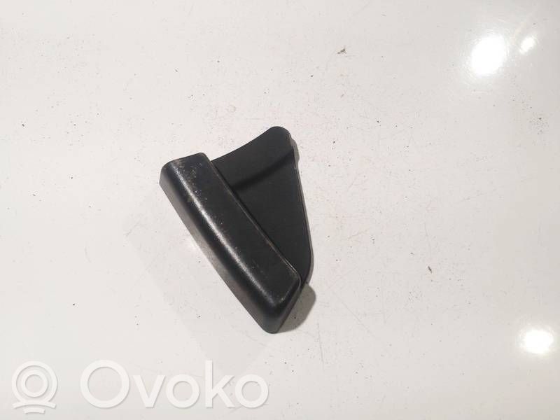 Mazda Premacy Osłona boczna fotela tylnego 