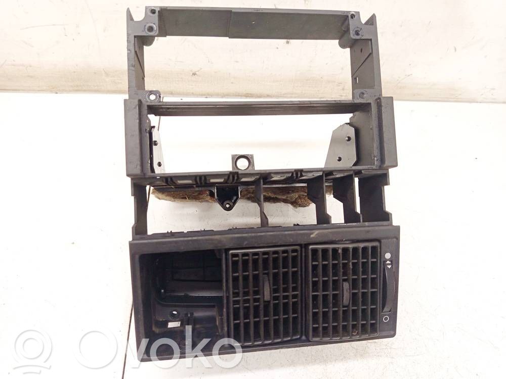 Audi 80 90 S2 B4 Grilă ventilație centrală 