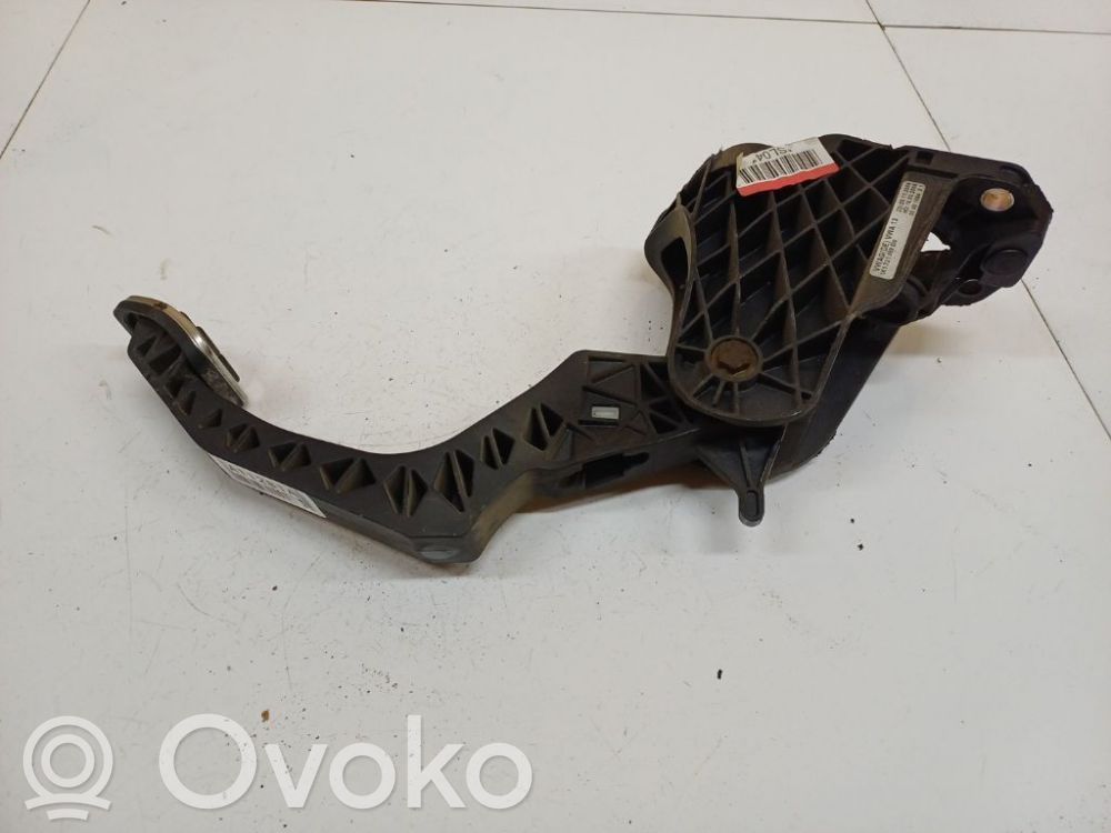 Skoda Octavia Mk2 (1Z) Pedal de embrague