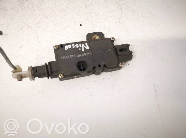 Nissan Primera Motor de bloqueo de puertas