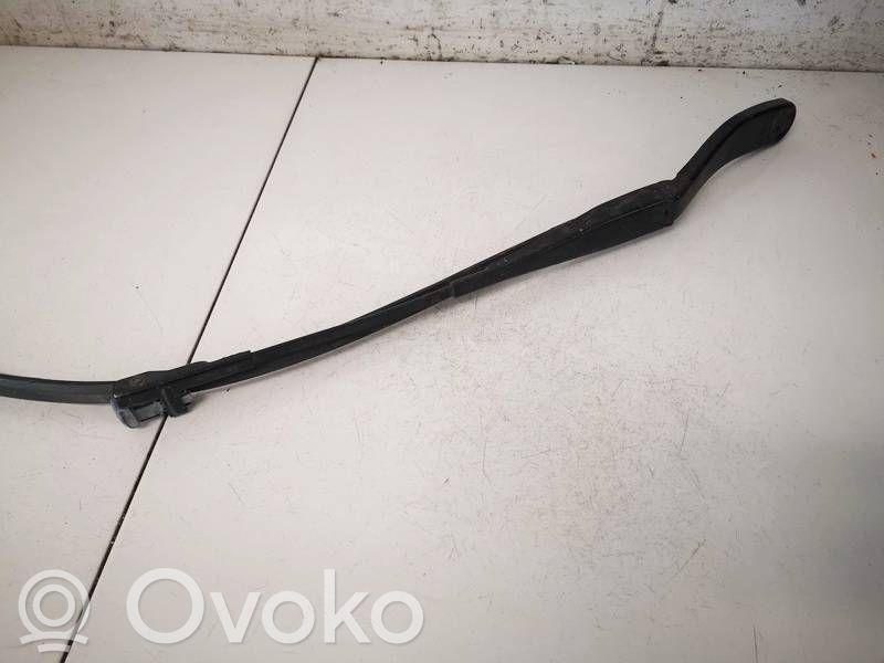 Volvo V50 Wischerarm vorne