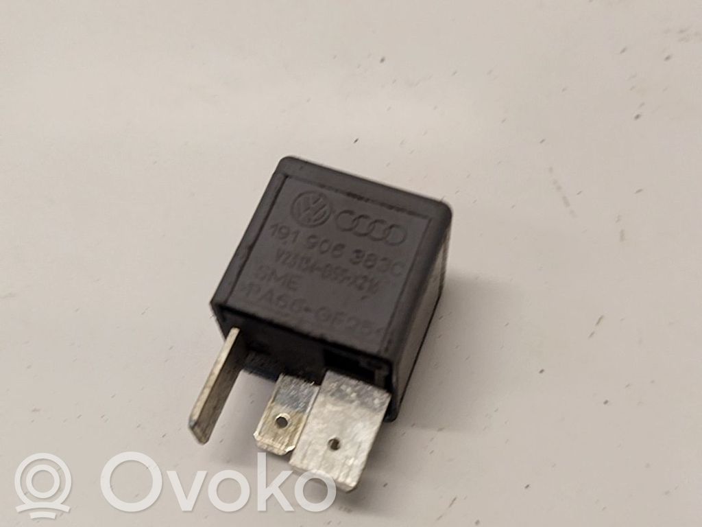 Volkswagen Polo III 6N 6N2 6NF Autres relais