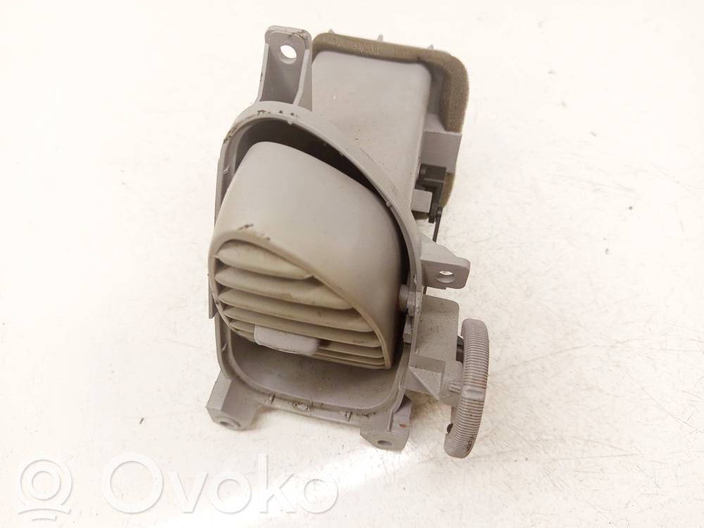 Nissan Almera Tino Grilă ventilație centrală 