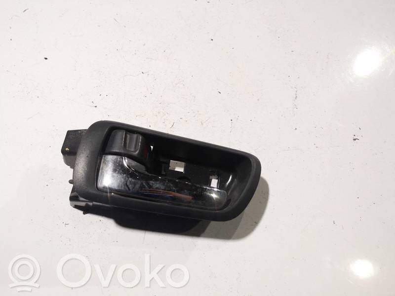 Manecilla interna puerta delantera   692060F010,692060F010