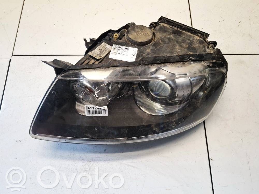 Volkswagen Touareg I Lampa przednia 