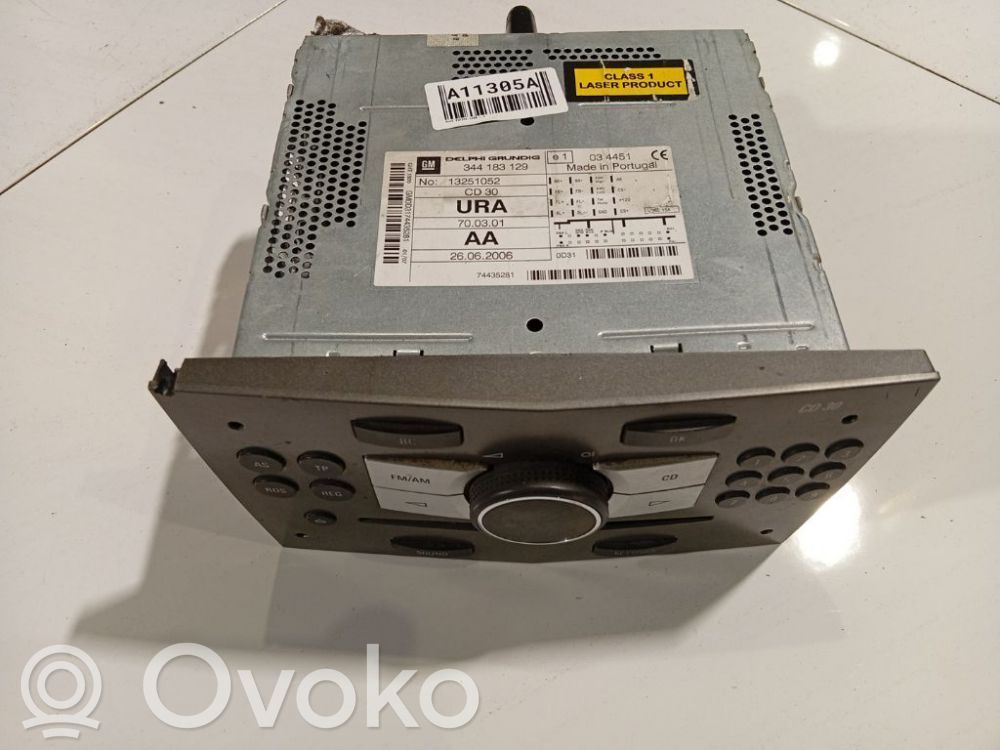 Opel Zafira B Unità principale autoradio/CD/DVD/GPS 