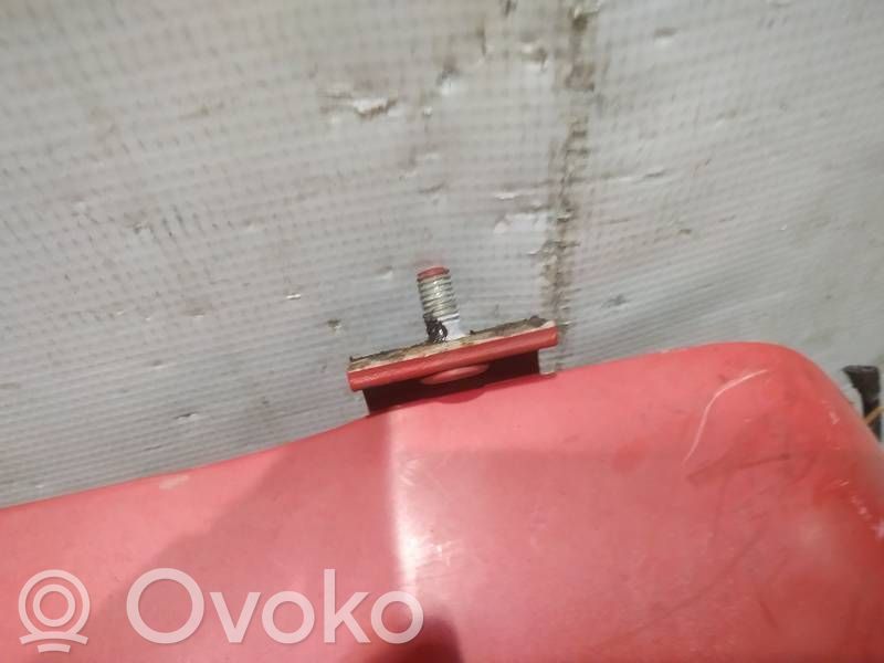 Tailgate/trunk/boot hinge