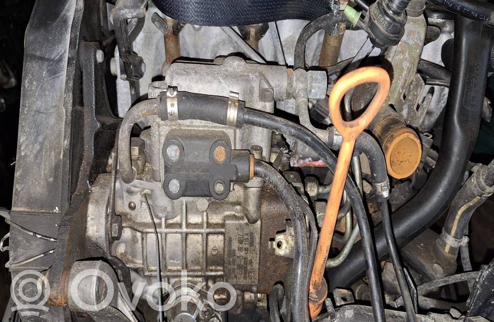 Audi A6 S6 C5 4B Pompa ad alta pressione dell’impianto di iniezione 