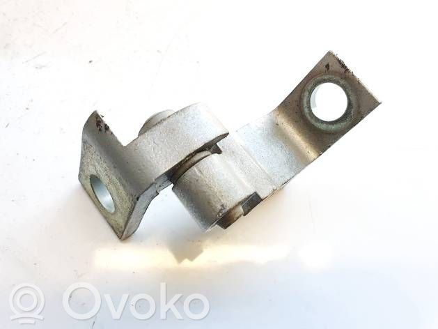 Volkswagen Polo VI Etuoven yläsarana 