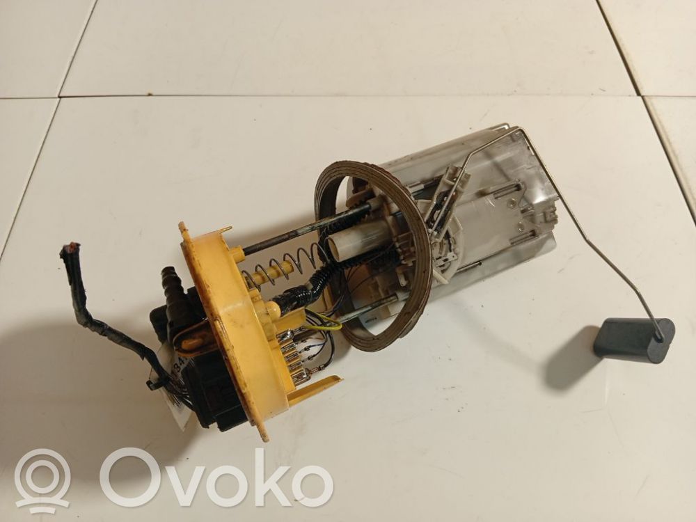 Volkswagen PASSAT B6 Pompă combustibil în rezervor