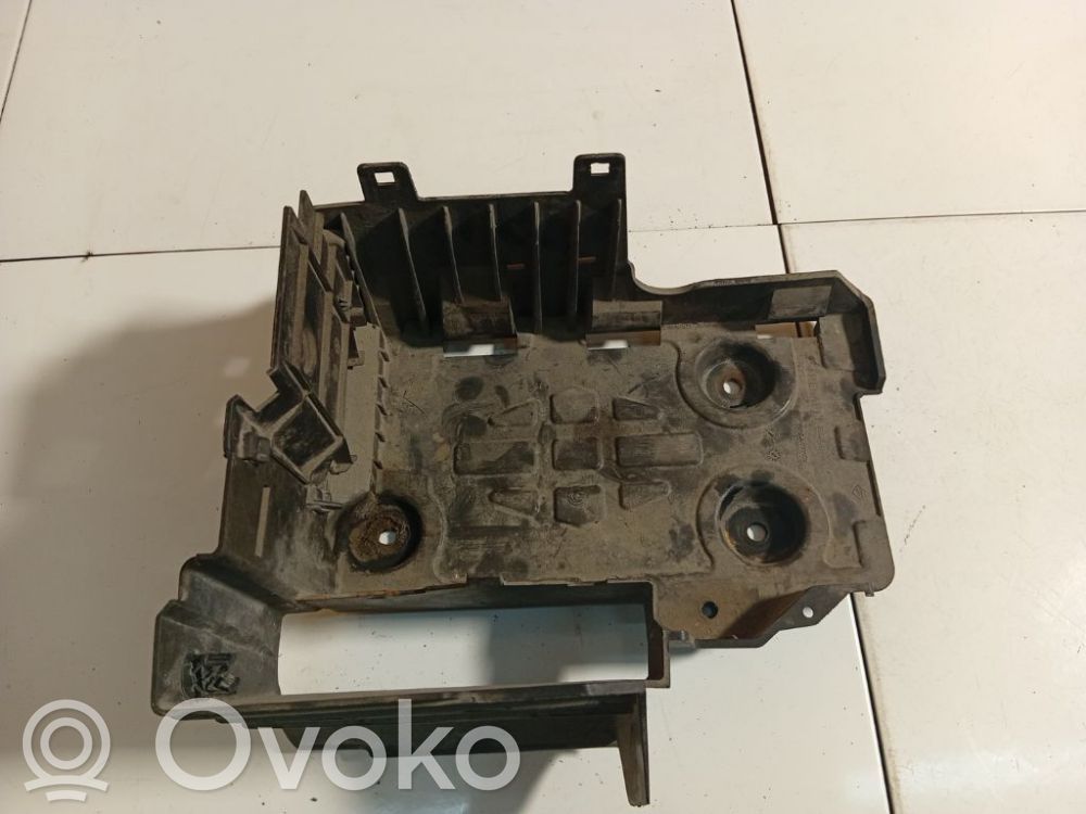 Renault Vel Satis Podstawa / Obudowa akumulatora 