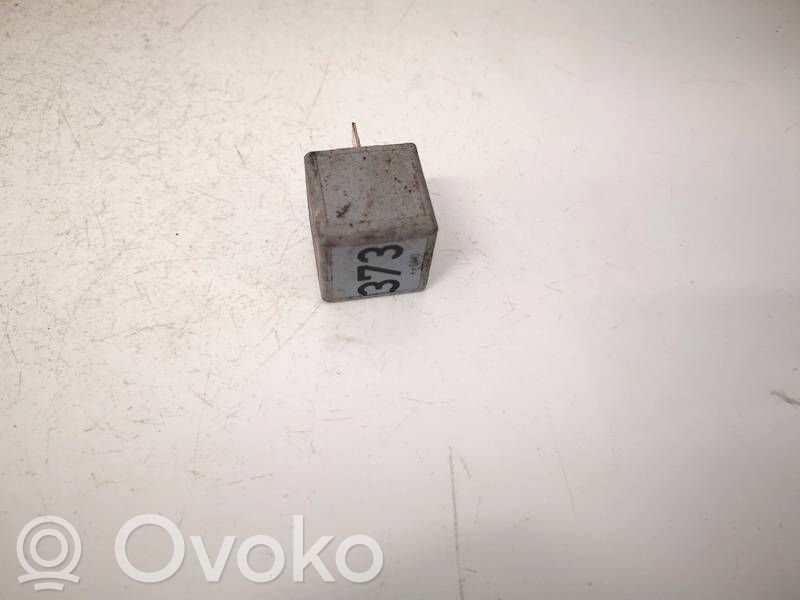 Audi A4 S4 B7 8E 8H Alte relee 