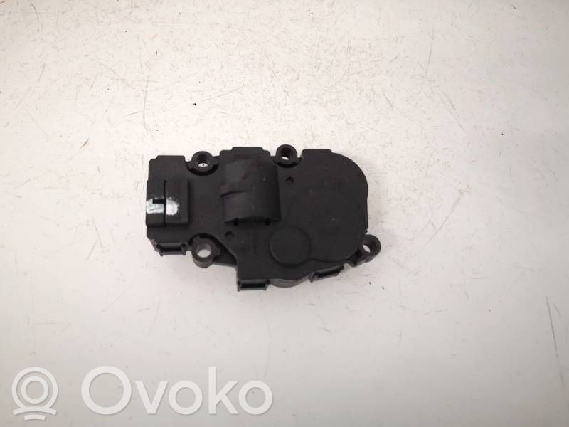 Opel Astra L Silniczek nagrzewnicy 