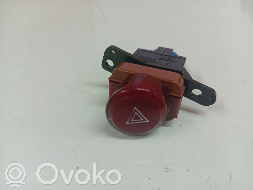 Botón interruptor de luz de peligro   M30581,M30581,M30581