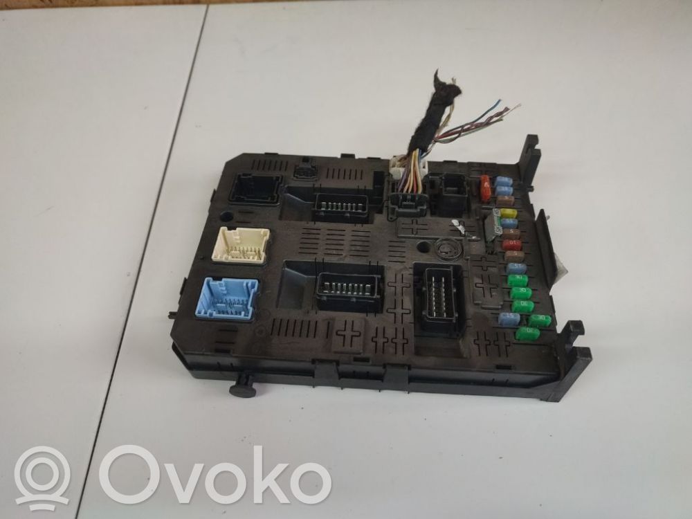Mukavuusmoduuli   281208364,281192483C,281201930C,281208364,F04801255