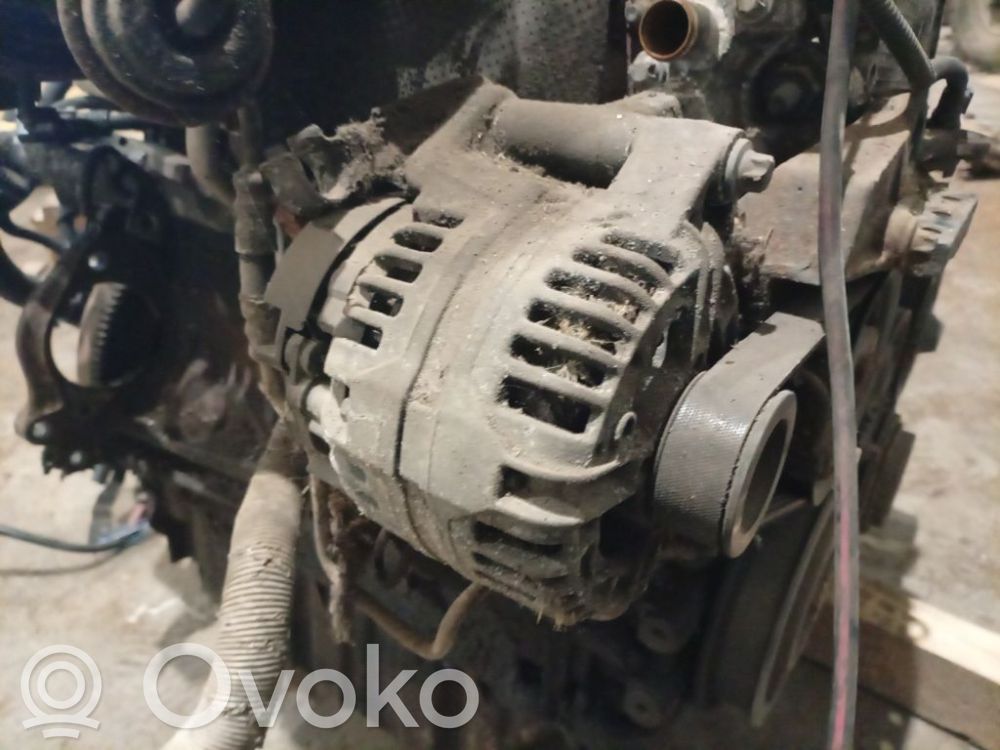 Opel Zafira A Alternator