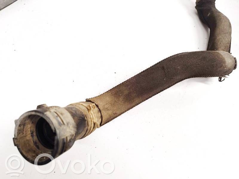 Audi A4 S4 B8 8K Tubo flessibile del liquido di raffreddamento del motore 