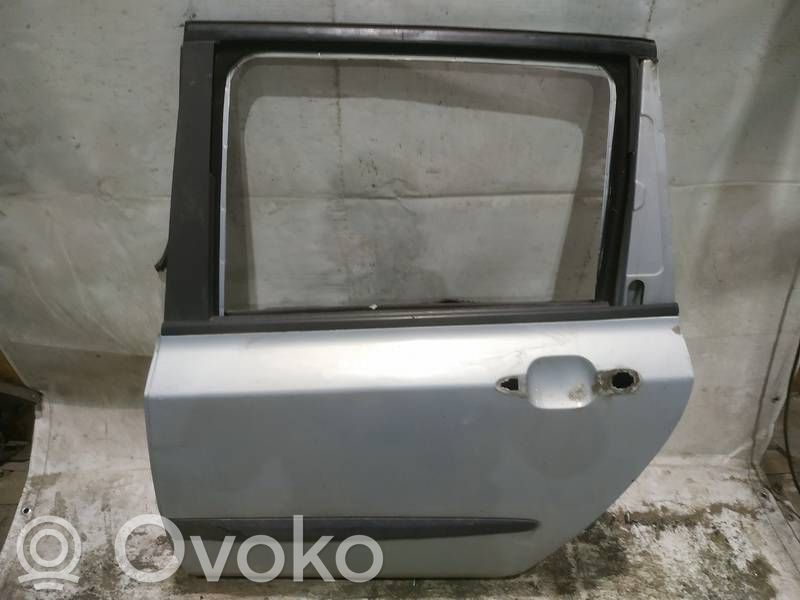 Fiat Stilo Galinės durys 