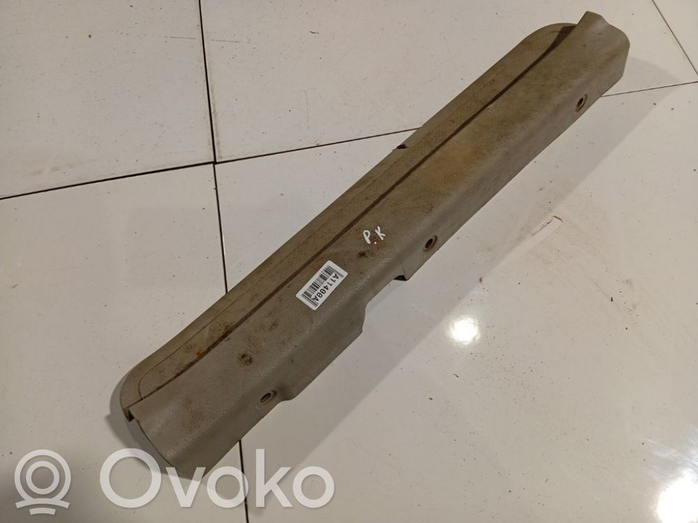 KIA Cerato Capac prag față 