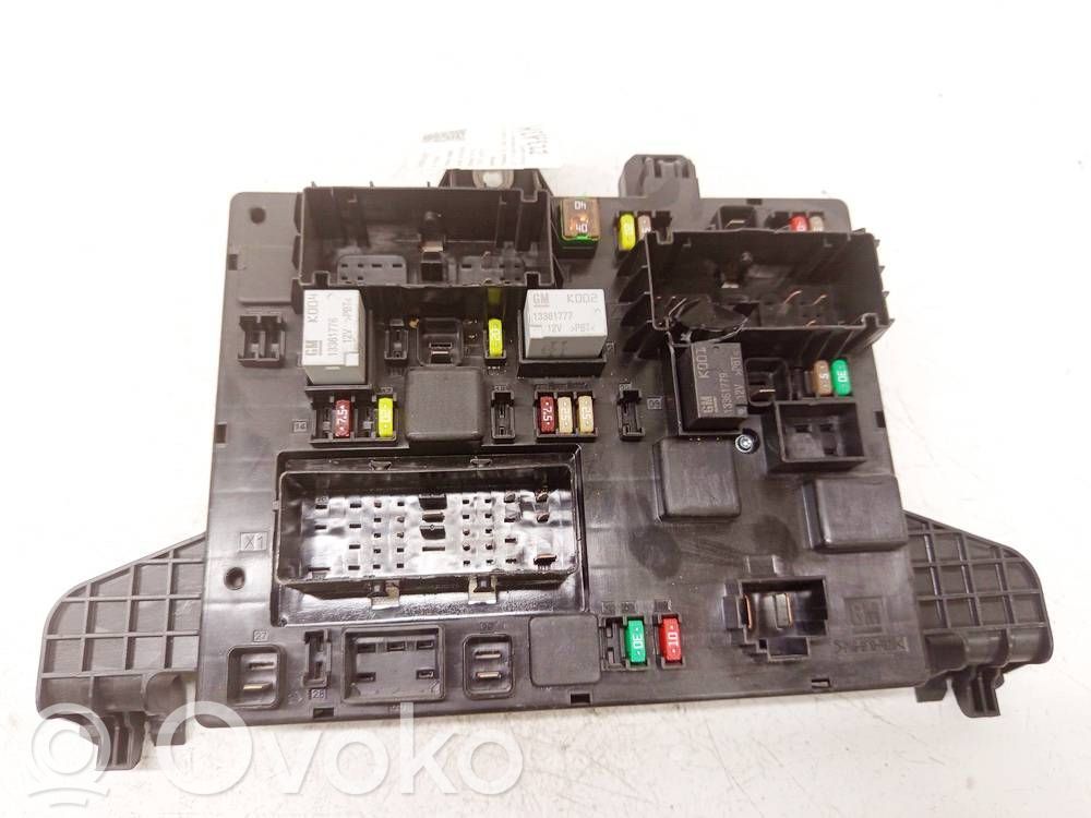 Opel Zafira C Set scatola dei fusibili