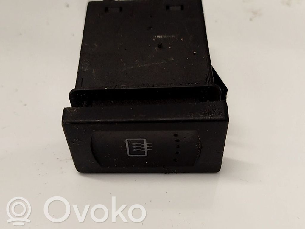 Volkswagen PASSAT B5.5 Comutator încălzire parbriz/lunetă 