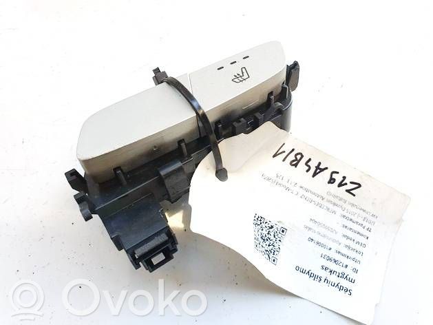 Mercedes-Benz C W205 Interruttore riscaldamento sedile