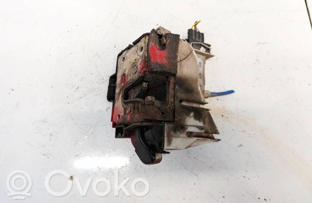 Volkswagen Golf III Serratura portiera posteriore