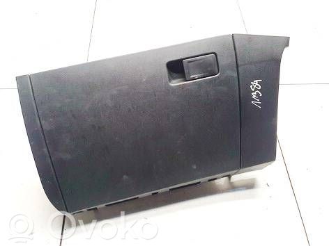 Volkswagen Polo VI Schowek deski rozdzielczej 