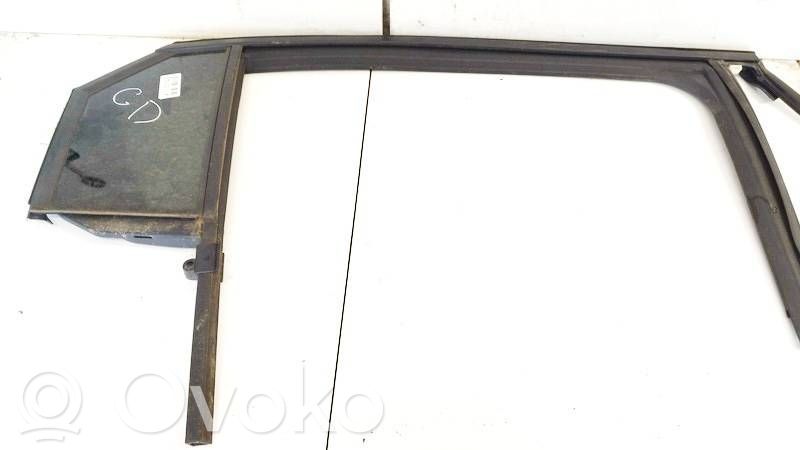 Opel Astra L Szyba karoseryjna drzwi tylnych 
