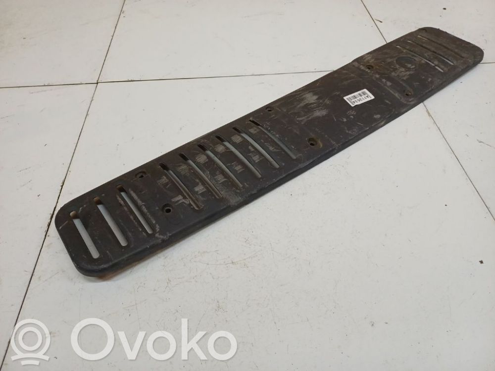 Dysze / Kratki środkowego nawiewu deski rozdzielczej   130840070,130840070,308468070