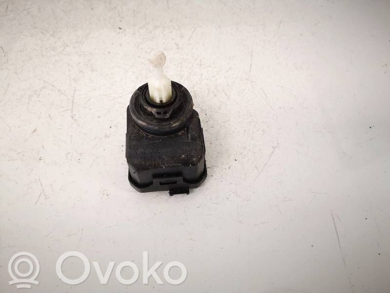 Volkswagen PASSAT B5.5 Motor reglare nivel far 